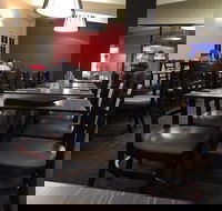 The Club Hotel Motel - LBG