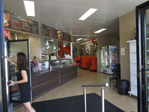 Nanango Country Bakehouse & Cafe - LBG 0