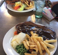 Rathy Pub - LBG