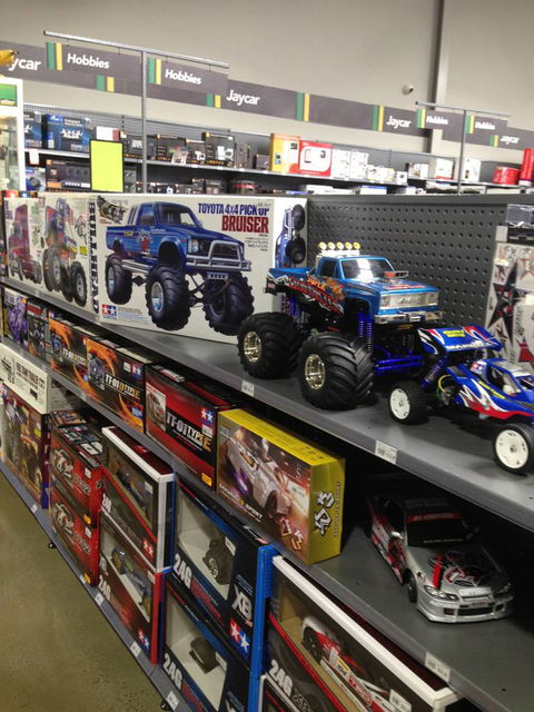 Jaycar Electronics Authorised Stockist–(Autobarn) - LBG 3