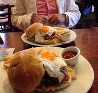 Flanagans Border Inn - LBG