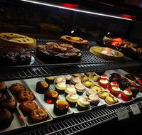 Frou Frou Patisserie - LBG