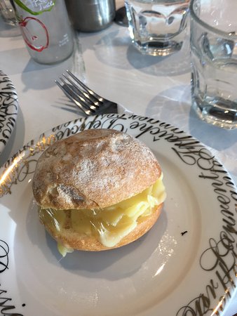 Laurent Patisserie - LBG 0