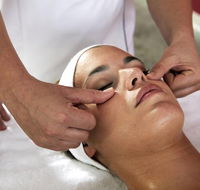Unique Touch Beauty  Massage - LBG