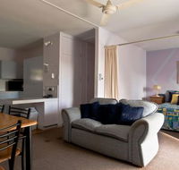 Hi-Way Units Motel - LBG