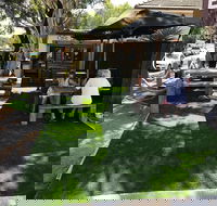 Cafe La Hoot - LBG