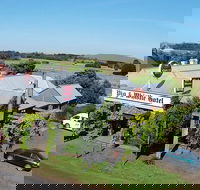 Pig  Whistle Hotel Restaurant - LBG