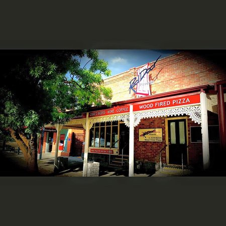 The Red Door Pizzeria - LBG 0