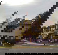 Commercial Hotel - LBG