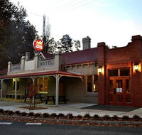 Mitta Pub - LBG
