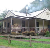 Wally Pub