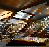 George's Gourmet Pizzeria - LBG
