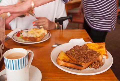 Trinity's Coffee Lounge - LBG 0