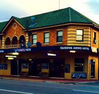 Queens Arms Hotel - LBG