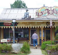 Bemboka Pie Shop - LBG