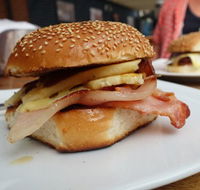 Huskisson Bakery  Cafe - LBG