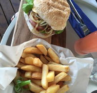 Lake Vue Cafe - LBG