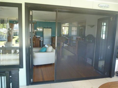 Bi Fold Solutions MNC - LBG 3