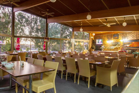Cafe Mannum - Mannum Motel Complex - LBG 1