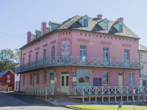 Braidwood Hotel - LBG 1