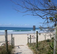 Alex Beach Cabins  Tourist Park - LBG