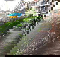 Avvia - Cafe Restaurant - LBG