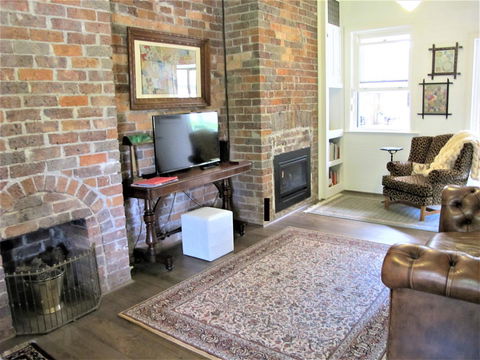 Apple Tree Cottage - LBG 17