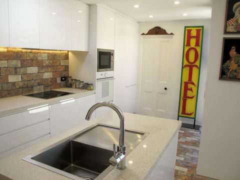 Apple Tree Cottage - LBG 5