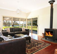 Terara Riverside Retreat - LBG