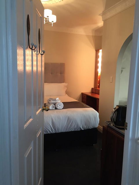 Angaston House - LBG 6