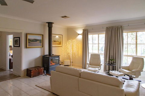 Angaston House - LBG 5