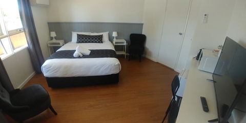 Bega Motel - LBG 16