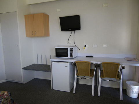 Bega Motel - LBG 25