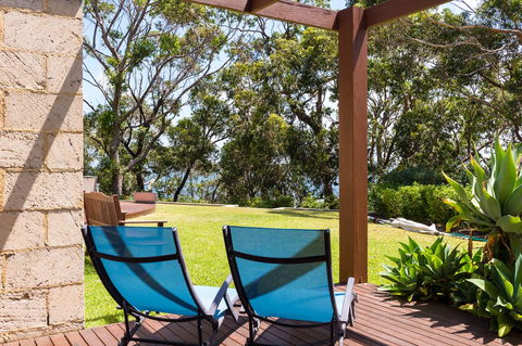 By The Beach B&B Self Contained Apartments - LBG 6