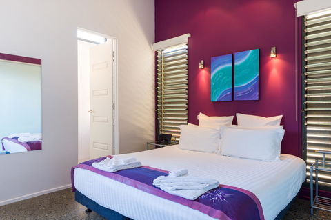 By The Beach B&B Self Contained Apartments - LBG 31