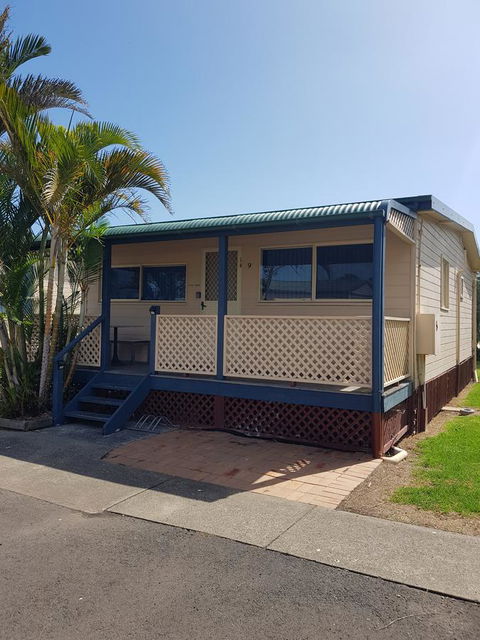 Amaroo Resort - LBG 34