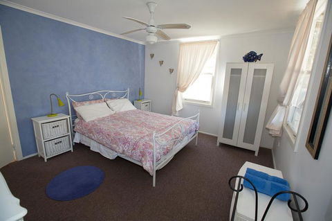 Bush & Bay Cottage - LBG 8