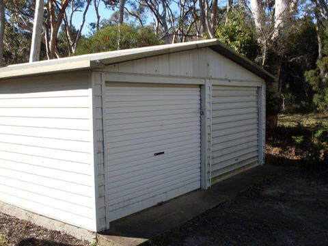 Bush & Bay Cottage - LBG 33