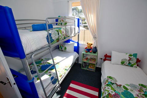 Bush & Bay Cottage - LBG 21
