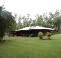 DARWIN'S SHADY ACRES RETREAT - LBG