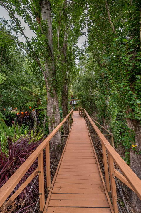 Chimes Spa Retreat - LBG 25