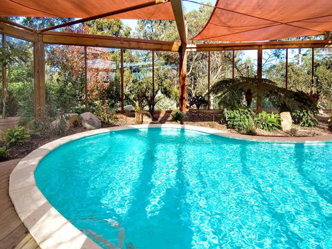 Chimes Spa Retreat - LBG 33