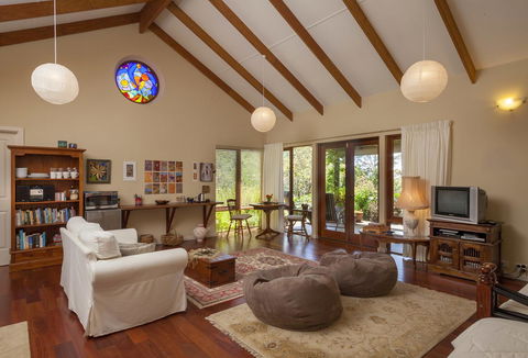 Innisfree Mountain Retreat - LBG 2