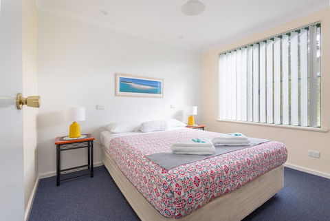 Surfside Ocean Beach Denmark Holiday Accommodation - LBG 35