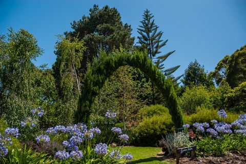 Celestine Retreat - LBG 15