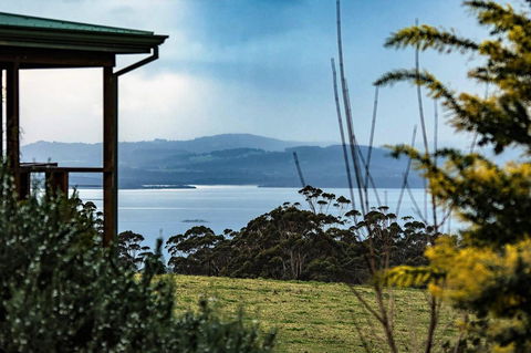 Celestine Retreat - LBG 1
