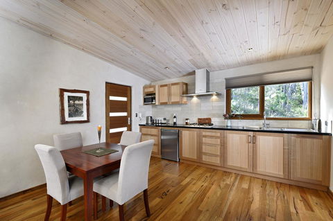 Aiyana Retreat - LBG 8
