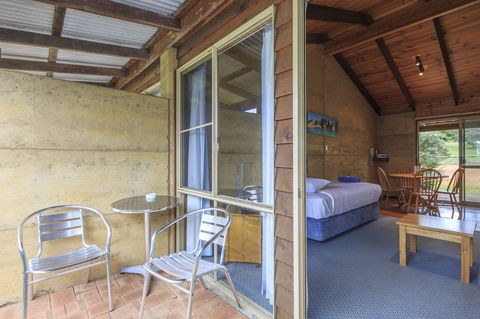The Koorabup Motel - LBG 2