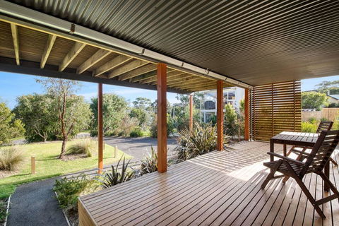Acqua Vista - Water View, Fireplace, Walk To Beach - LBG 3