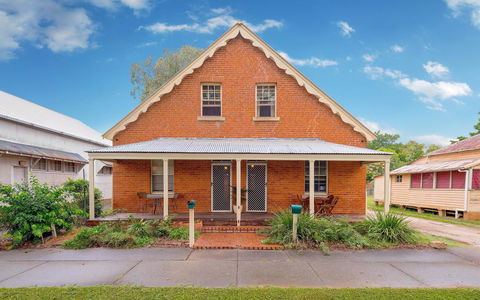 Azile 1875 Heritage Victorian Duplex - LBG 3